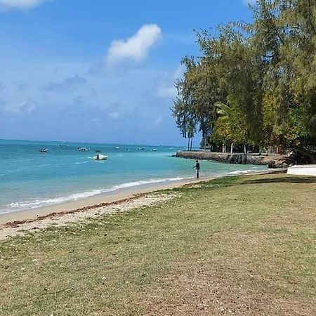 Ohana Guest House Port Mathurin Ngoại thất bức ảnh