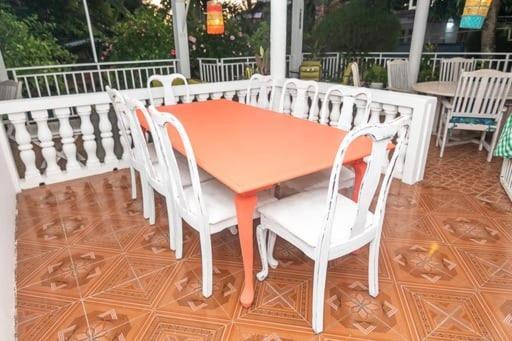 Ohana Guest House Port Mathurin Ngoại thất bức ảnh